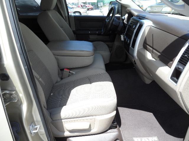 Dodge Ram 1500 2011 photo 3