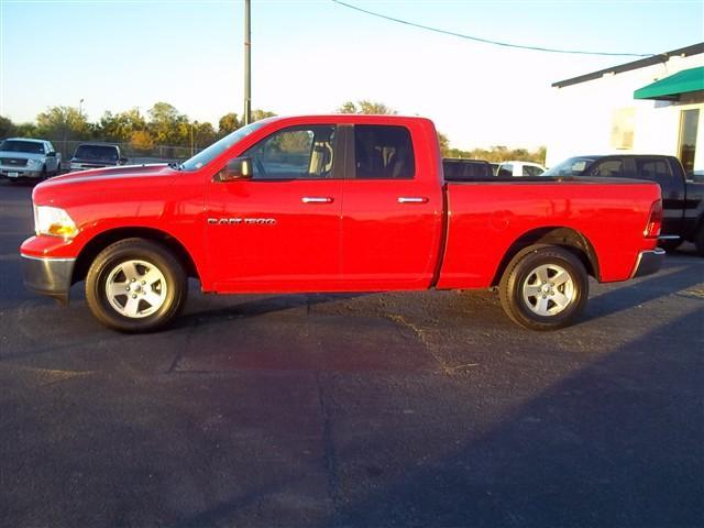 Dodge Ram 1500 2011 photo 3