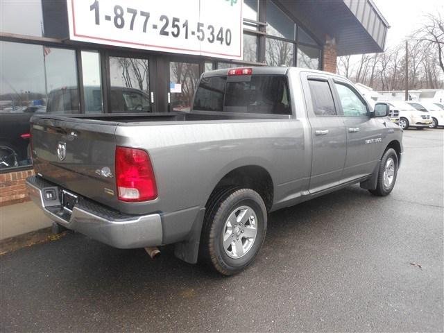 Dodge Ram 1500 2011 photo 2
