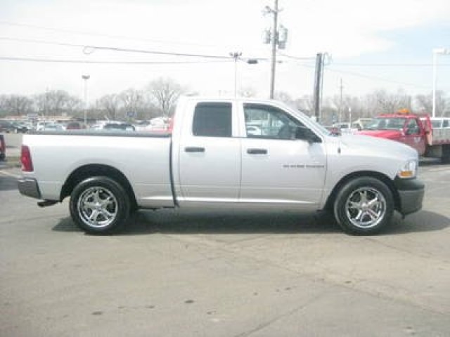 Dodge Ram 1500 2011 photo 1