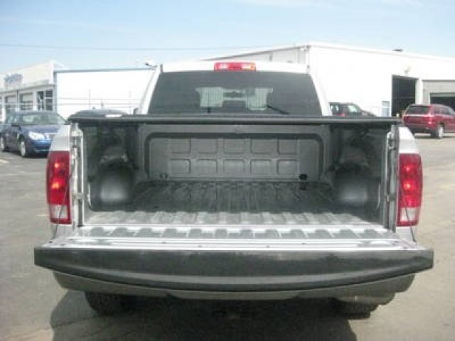 Dodge Ram 1500 2011 photo 4