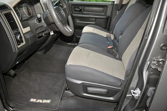 Dodge Ram 1500 SLT Pickup Truck