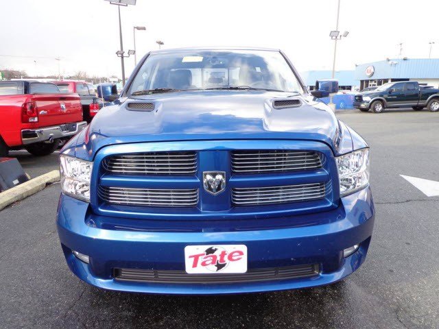 Dodge Ram 1500 2011 photo 1