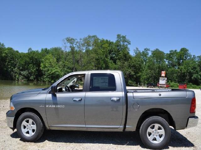 Dodge Ram 1500 2011 photo 4