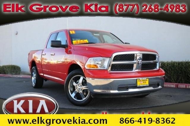 Dodge Ram 1500 2011 photo 2