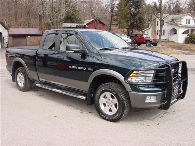 Dodge Ram 1500 2011 photo 2
