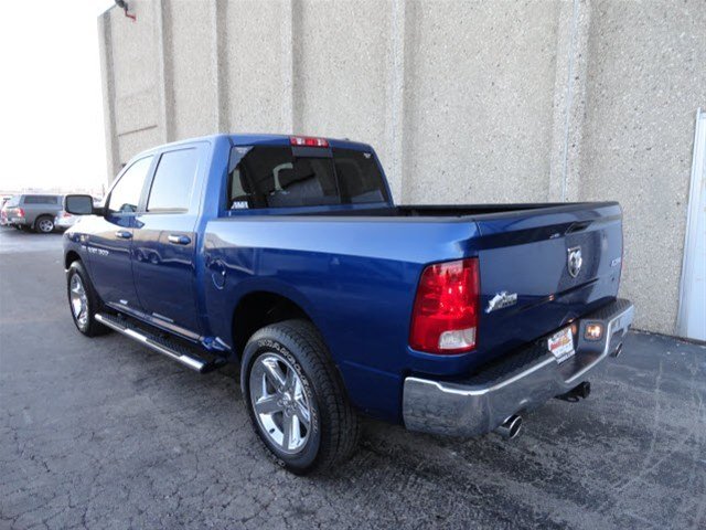 Dodge Ram 1500 2011 photo 2
