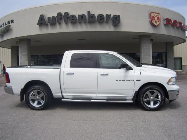 Dodge Ram 1500 2011 photo 4