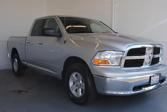 Dodge Ram 1500 2011 photo 3