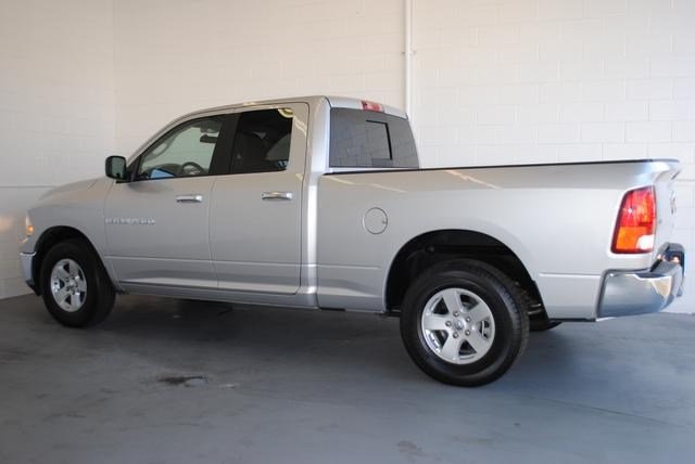 Dodge Ram 1500 2011 photo 4