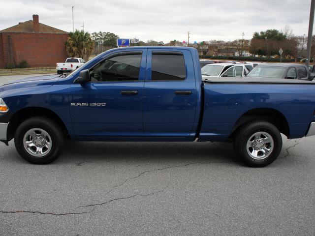Dodge Ram 1500 2011 photo 1