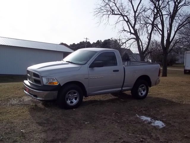 Dodge Ram 1500 2011 photo 1
