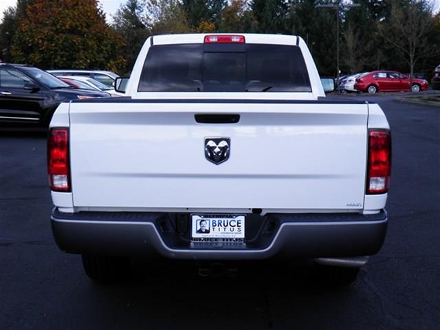 Dodge Ram 1500 2011 photo 3