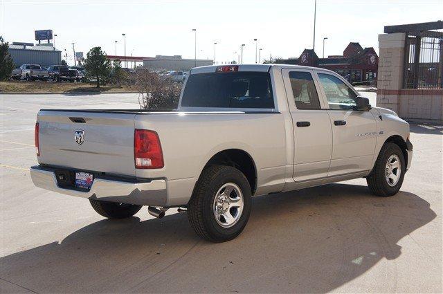 Dodge Ram 1500 2012 photo 3