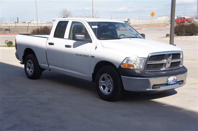 Dodge Ram 1500 2012 photo 4
