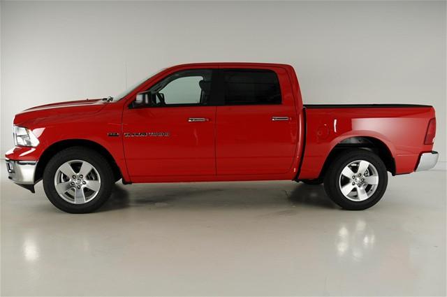 Dodge Ram 1500 2012 photo 3