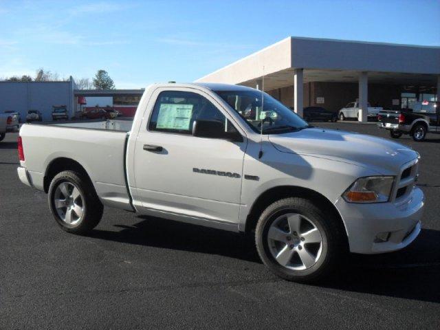 Dodge Ram 1500 2012 photo 4