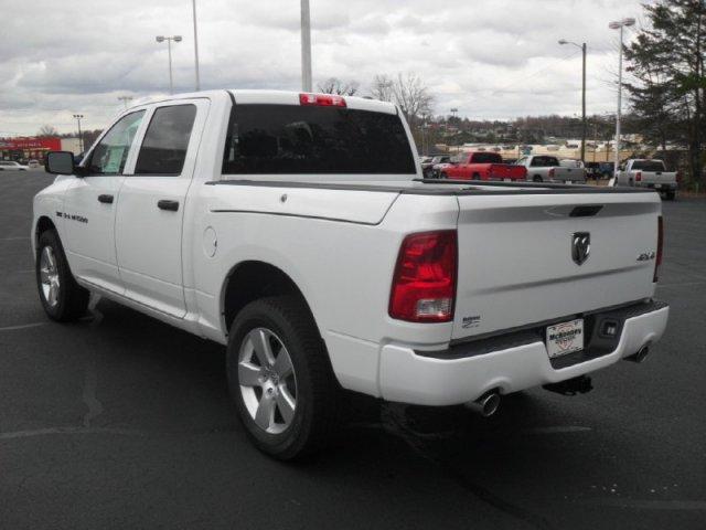 Dodge Ram 1500 2012 photo 1