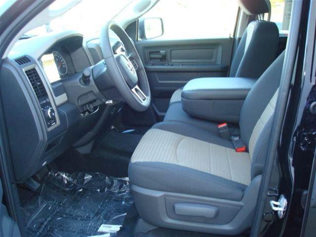 Dodge Ram 1500 2012 photo 4