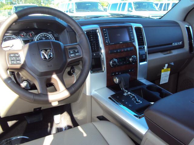 Dodge Ram 1500 2012 photo 4