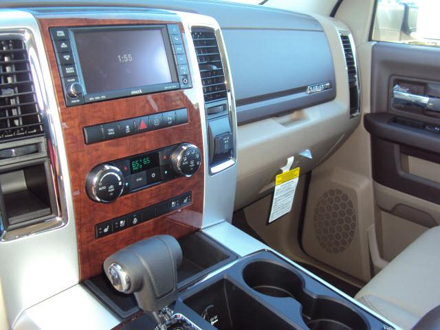 Dodge Ram 1500 2012 photo 5