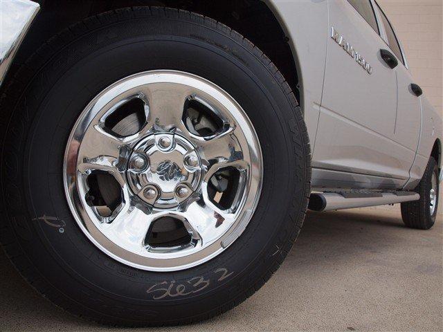 Dodge Ram 1500 2012 photo 2
