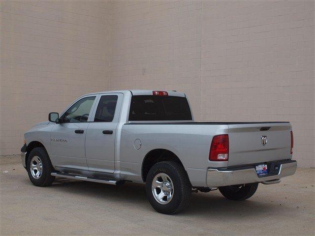 Dodge Ram 1500 2012 photo 3