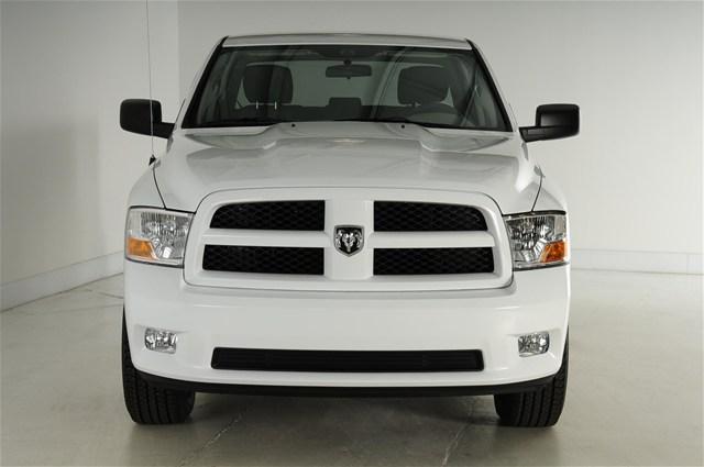 Dodge Ram 1500 2012 photo 1