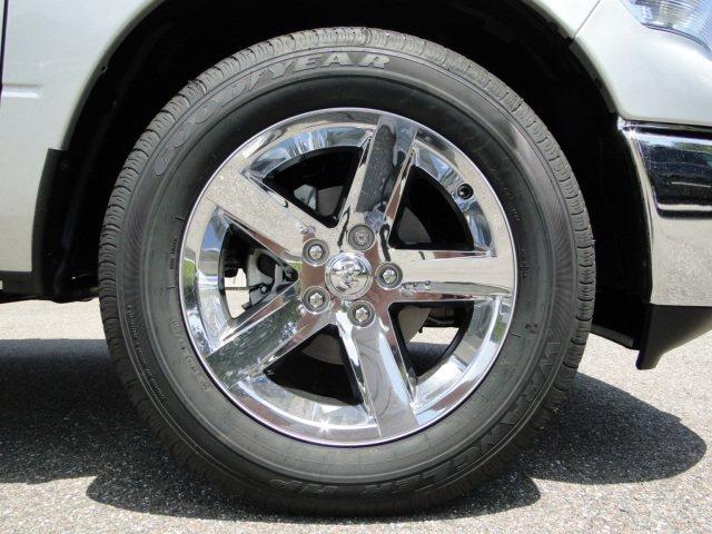 Dodge Ram 1500 2012 photo 2