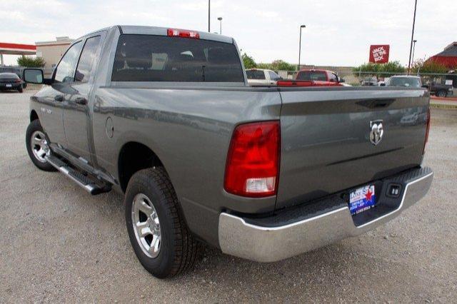 Dodge Ram 1500 2012 photo 2