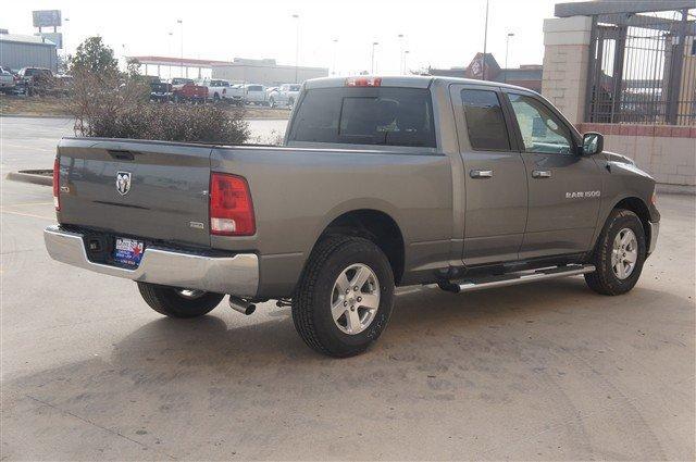 Dodge Ram 1500 2012 photo 3