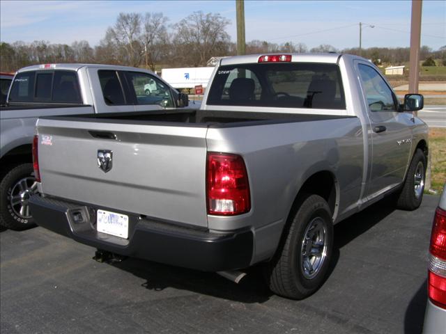 Dodge Ram 1500 2012 photo 1