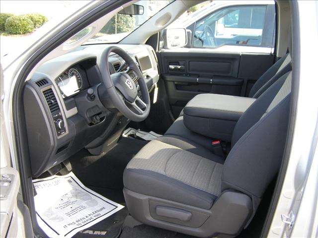 Dodge Ram 1500 2012 photo 5