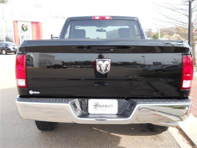 Dodge Ram 1500 2012 photo 2