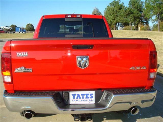 Dodge Ram 1500 2012 photo 2