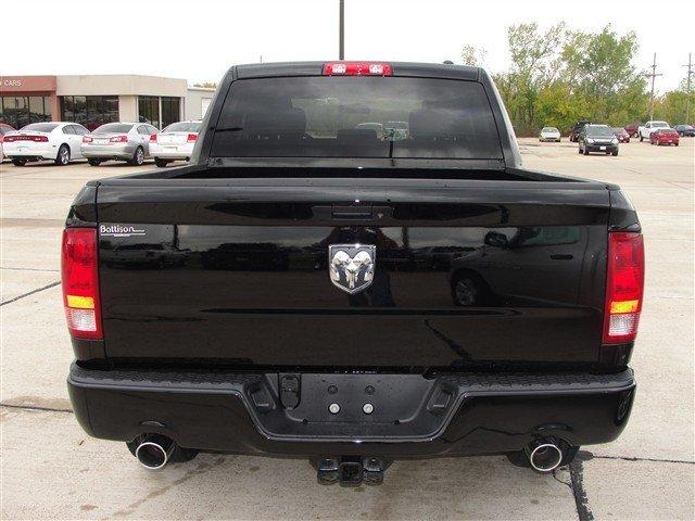 Dodge Ram 1500 2012 photo 2