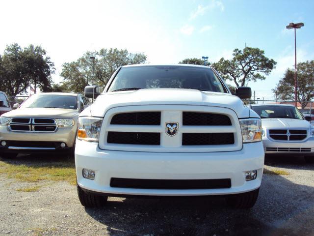 Dodge Ram 1500 2012 photo 4