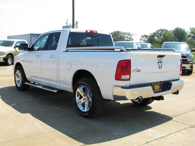 Dodge Ram 1500 2012 photo 2