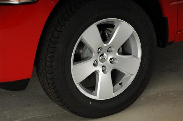 Dodge Ram 1500 2012 photo 2