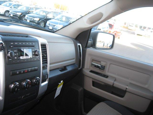 Dodge Ram 1500 2012 photo 3