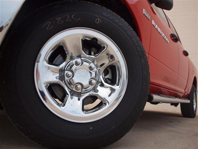Dodge Ram 1500 2012 photo 2