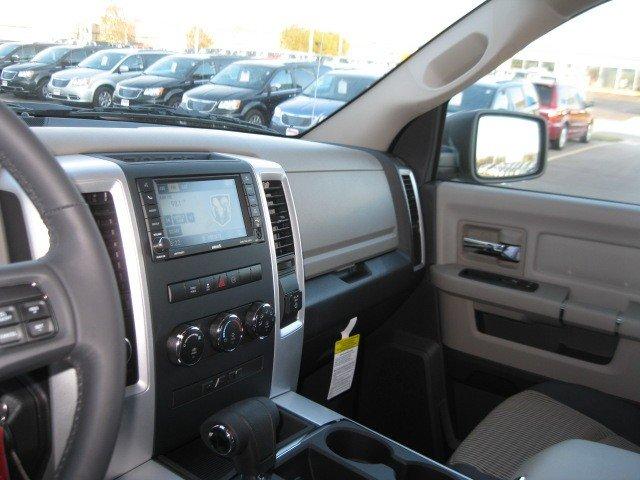 Dodge Ram 1500 2012 photo 3