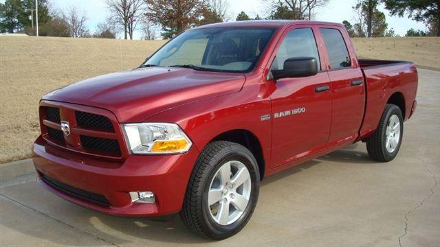 Dodge Ram 1500 2.0T W/ Convertible Leather Keyless Entry CD Chang Pickup