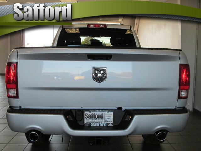 Dodge Ram 1500 2012 photo 3