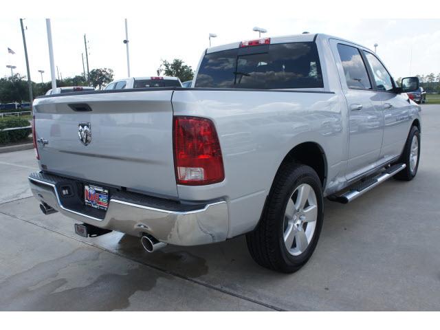 Dodge Ram 1500 2012 photo 2