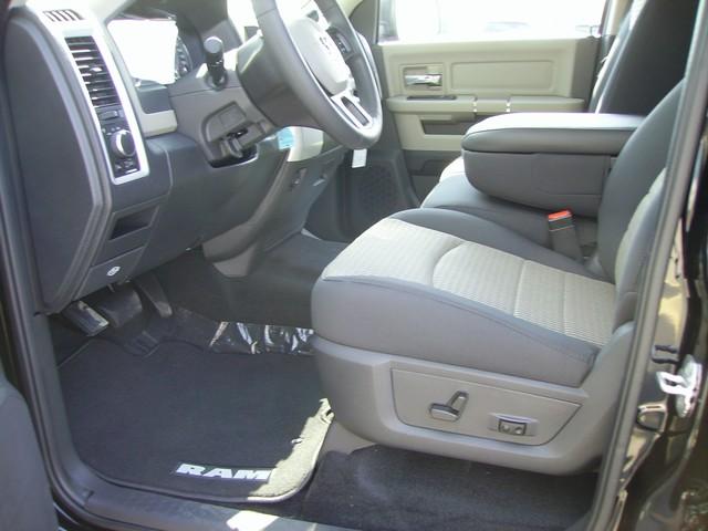 Dodge Ram 1500 2012 photo 4