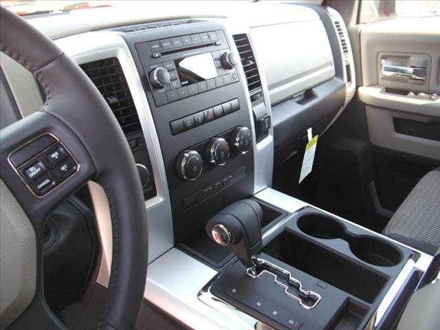 Dodge Ram 1500 2012 photo 5