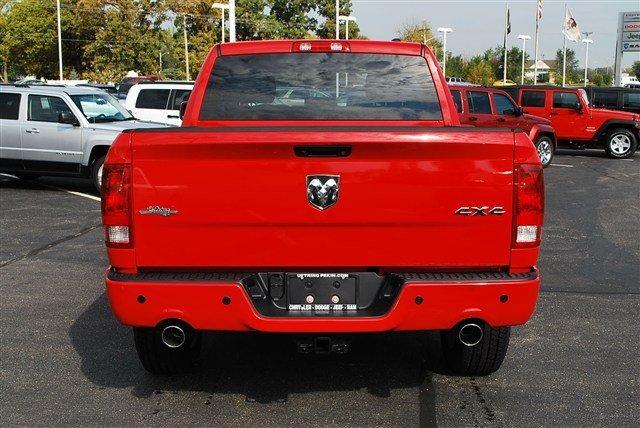 Dodge Ram 1500 2012 photo 3