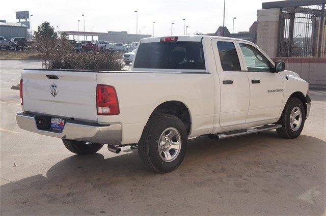 Dodge Ram 1500 2012 photo 3