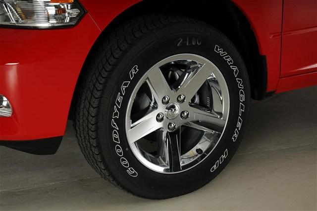 Dodge Ram 1500 2012 photo 2